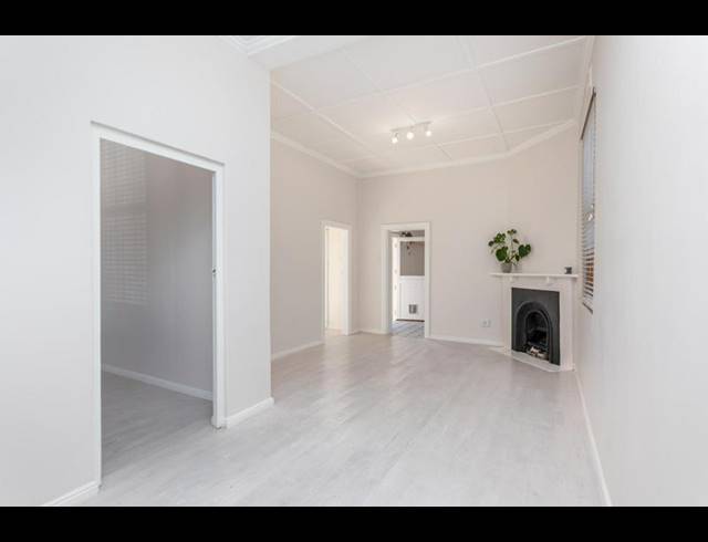 2 BEDROOM PROPERTY TO RENT IN CLAREMONT